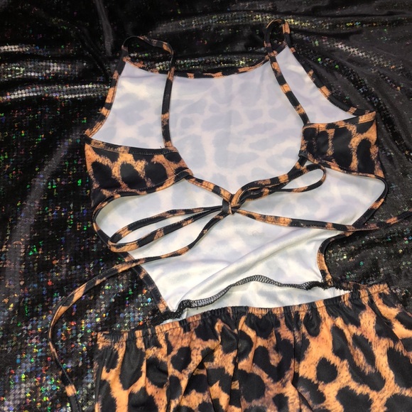 -Boutique- Animal Print Dress - Picture 16 of 17